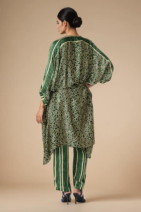 Gulabo By Abu Sandeep Bandhani Print Shell Embellished Kaftan Tunic