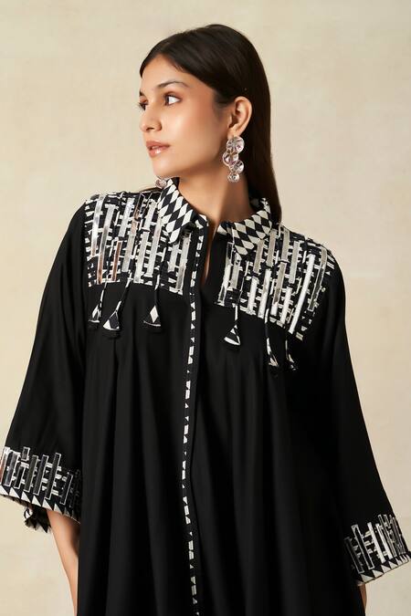 Shop_Gulabo By Abu Sandeep_Black Rayon Metallic Thread, Embroidery Geometric Pattern Tunic With Pant _Online_at_Aza_Fashions