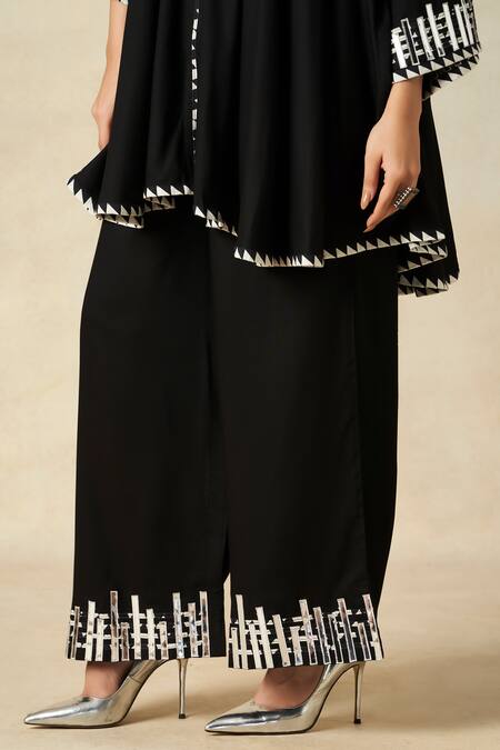 Gulabo By Abu Sandeep_Black Rayon Metallic Thread, Embroidery Geometric Pattern Tunic With Pant _at_Aza_Fashions