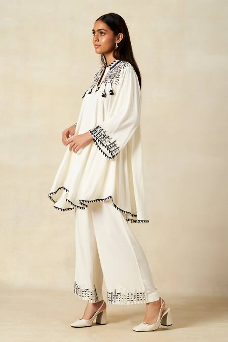 Shop_Gulabo By Abu Sandeep_Off White Rayon Tassels, Embroidery Metallic Applique Work Tunic With Pant _Online_at_Aza_Fashions