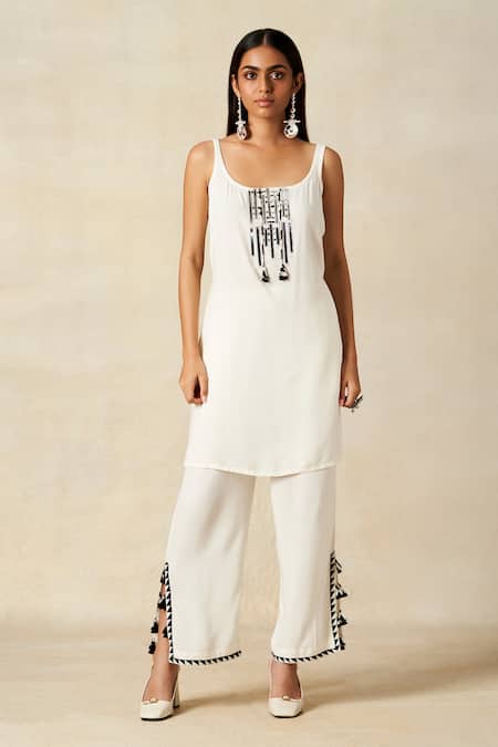 Gulabo By Abu Sandeep_Off White Rayon Metallic Thread Geometric Pattern Embroidered Coat With Tunic _Online_at_Aza_Fashions