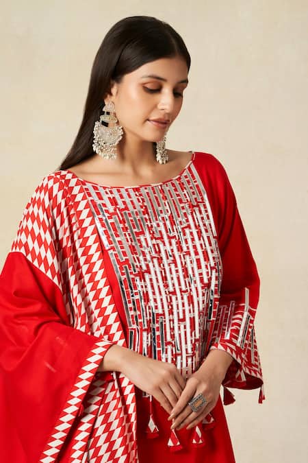 Gulabo By Abu Sandeep Red Rayon Embroidered Metallic Applique Round Geometric Yoke Kurta at Aza Fashions Gulabo By Abu Sandeep_Red Rayon Embroidered Metallic Applique Round Geometric Yoke Kurta _at_Aza_Fashions