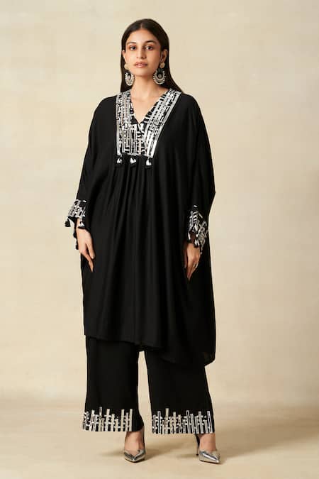 Gulabo By Abu Sandeep_Black Rayon Embroidered Metallic Applique V-neck Geometric Pattern Short Kaftan _Online_at_Aza_Fashions