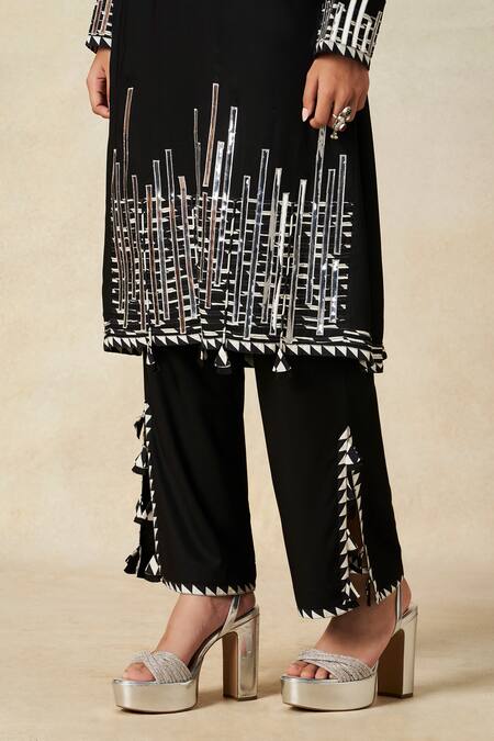 Gulabo By Abu Sandeep Black Rayon Embroidery, Piping V-neck Geometric Pattern Kali Kurta With Pant at Aza Fashions Gulabo By Abu Sandeep_Black Rayon Embroidery, Piping V-neck Geometric Pattern Kali Kurta With Pant _at_Aza_Fashions