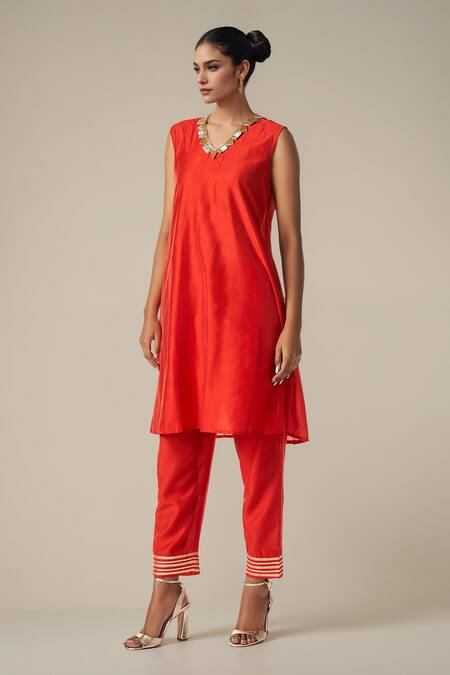 Shop Gulabo By Abu Sandeep Red Modal, Chanderi Gota Patti, Embroidery Geometric Lace Coat And Tunic Set Online at Aza Fashions Shop_Gulabo By Abu Sandeep_Red Modal, Chanderi Gota Patti, Embroidery Geometric Lace Coat And Tunic Set _Online_at_Aza_Fashions