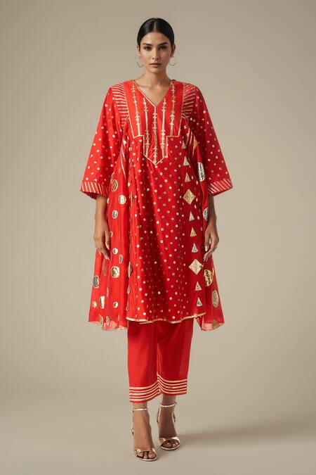 Gulabo By Abu Sandeep_Red Modal, Chanderi Gota Patti, Embroidery Geometric Pattern Kurta With Pant _Online_at_Aza_Fashions
