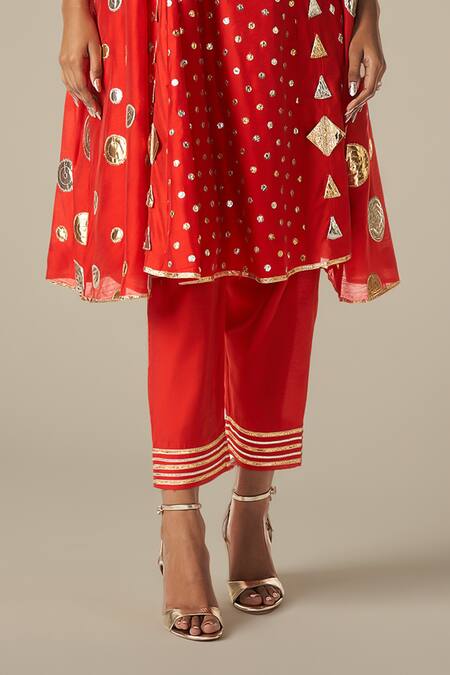Buy_Gulabo By Abu Sandeep_Red Modal, Chanderi Gota Patti, Embroidery Geometric Pattern Kurta With Pant _Online_at_Aza_Fashions