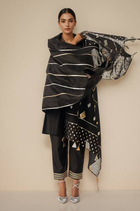 Gulabo By Abu Sandeep Black Modal Chanderi Embroidered Gota Lace Linear Work Dupatta Online at Aza Fashions Gulabo By Abu Sandeep_Black Modal Chanderi Embroidered Gota Lace Linear Work Dupatta _Online_at_Aza_Fashions