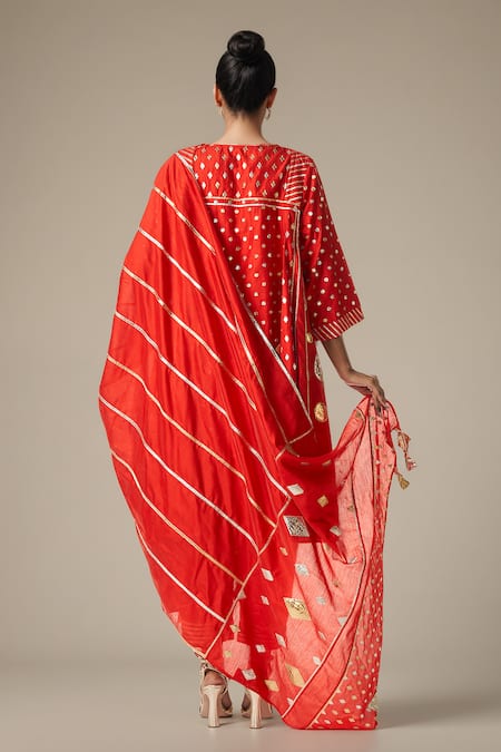 Shop Gulabo By Abu Sandeep Red Modal Chanderi Embroidered Gota Dupatta at Aza Fashions Shop_Gulabo By Abu Sandeep_Red Modal Chanderi Embroidered Gota Dupatta _at_Aza_Fashions