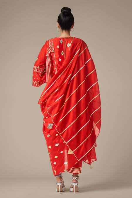 Buy Gulabo By Abu Sandeep Red Modal Chanderi Embroidered Gota Dupatta Online at Aza Fashions Buy_Gulabo By Abu Sandeep_Red Modal Chanderi Embroidered Gota Dupatta _Online_at_Aza_Fashions