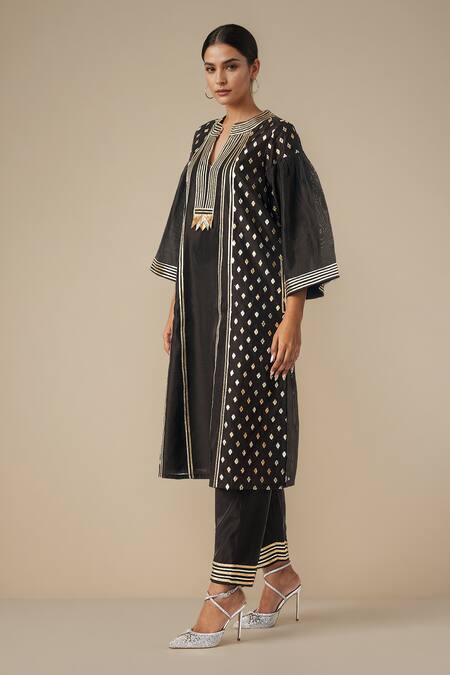 Buy_Gulabo By Abu Sandeep_Black Modal, Chanderi Gota Patti Split Embroidered Straight Kurta Pant Set 