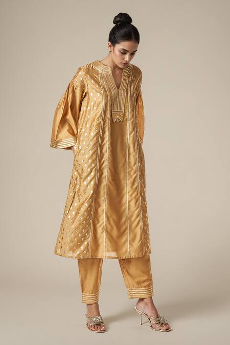 Shop_Gulabo By Abu Sandeep_Beige Modal, Chanderi Gota Patti Split V-neck Embroidered Straight Kurta Set _Online_at_Aza_Fashions