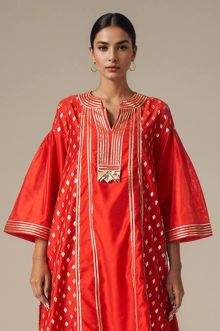 Gulabo By Abu Sandeep_Red Modal, Chanderi Gota Patti Split V-neck Straight Embroidered Kurta Set _Online_at_Aza_Fashions