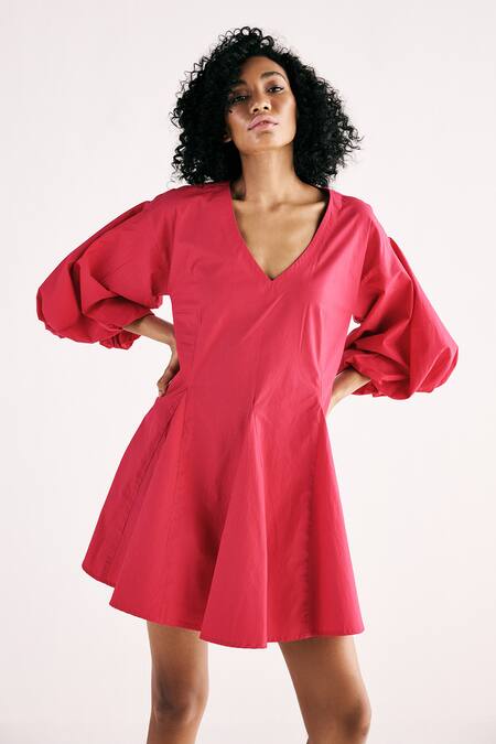 Shop Kharakapas Pink Poplin V-neck Flamingo Blaze Dress Online at Aza Fashions Shop_Kharakapas_Pink Poplin V-neck Flamingo Blaze Dress _Online_at_Aza_Fashions