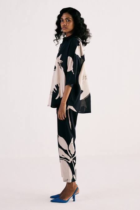 Buy Kharakapas Black Cotton Collared Treasures Of Bliss Print Shirt With Pant Online at Aza Fashions Buy_Kharakapas_Black Cotton Collared Treasures Of Bliss Print Shirt With Pant _Online_at_Aza_Fashions