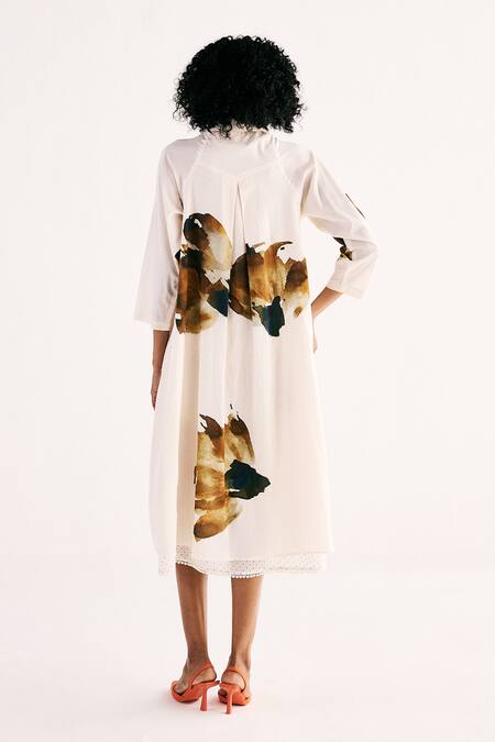 Shop_Kharakapas_Off White Cotton Mul Print Wild Carnation Lapel Collar Dress _at_Aza_Fashions