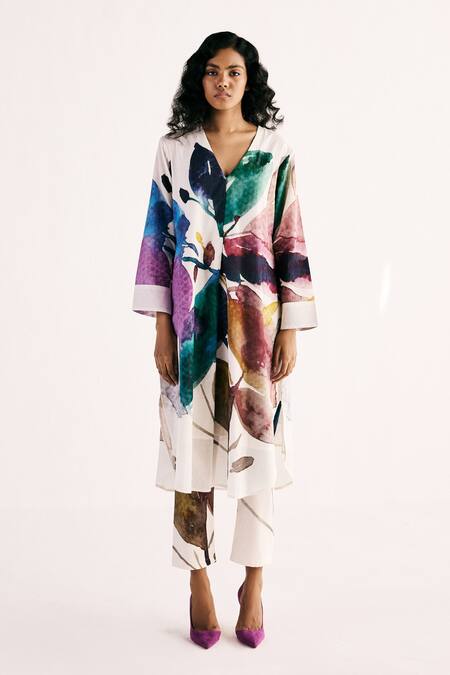 Kharakapas Off White Cotton V-neck Sunset Splash Floral Print A-line Kurta With Pant Online at Aza Fashions Kharakapas_Off White Cotton V-neck Sunset Splash Floral Print A-line Kurta With Pant _Online_at_Aza_Fashions
