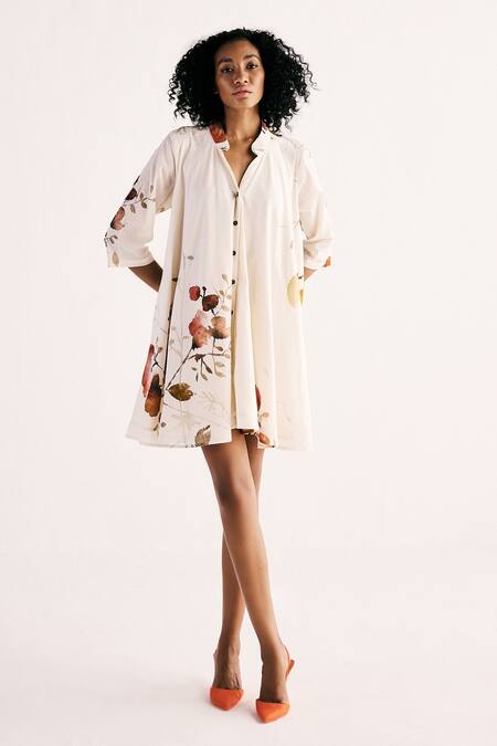 Kharakapas Off White Cotton Collared Hibiscus Swing Fern Print Dress Online at Aza Fashions Kharakapas_Off White Cotton Collared Hibiscus Swing Fern Print Dress _Online_at_Aza_Fashions