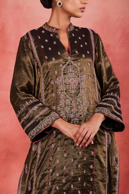 Sue Mue Black Silk Organza, Handloom Cotton Zahira Floral Jaal Panelled Kurta Set at Aza Fashions Sue Mue_Black Silk Organza, Handloom Cotton Zahira Floral Jaal Panelled Kurta Set _at_Aza_Fashions