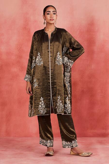 Sue Mue Black Handloom Cotton, Silk, Tissue Sequins, Samiya Thread Gathered Kurta Set at Aza Fashions Sue Mue_Black Handloom Cotton, Silk, Tissue Sequins, Samiya Thread Gathered Kurta Set _at_Aza_Fashions