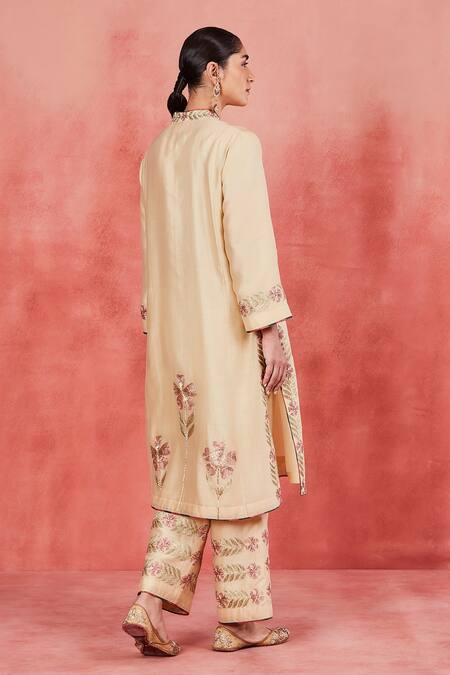 Sue Mue Beige Handloom Cotton Embroidery Mandarin Salma Floral Panelled Kurta Set Online at Aza Fashions Sue Mue_Beige Handloom Cotton Embroidery Mandarin Salma Floral Panelled Kurta Set _Online_at_Aza_Fashions
