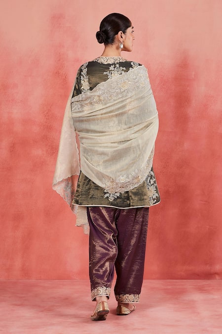 Sue Mue Aamina Sequin Embroidered Short Kurta Set 