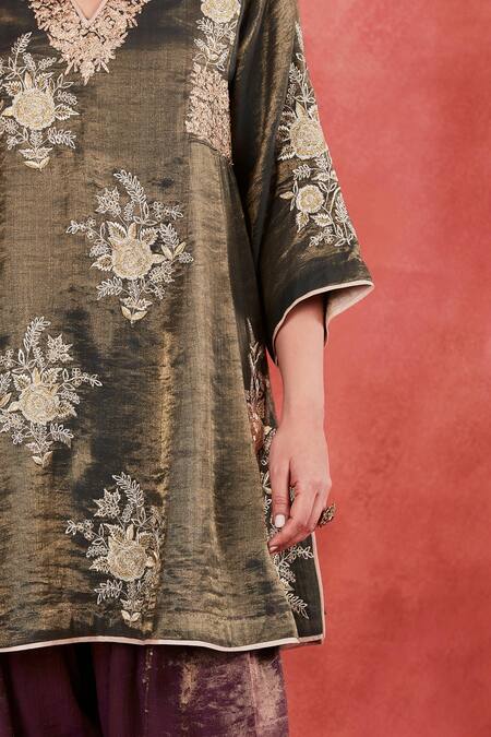 Shop_Sue Mue_Green Handloom , Embroidery, Sequins, Zari Aamina Short Kurta Set _Online_at_Aza_Fashions