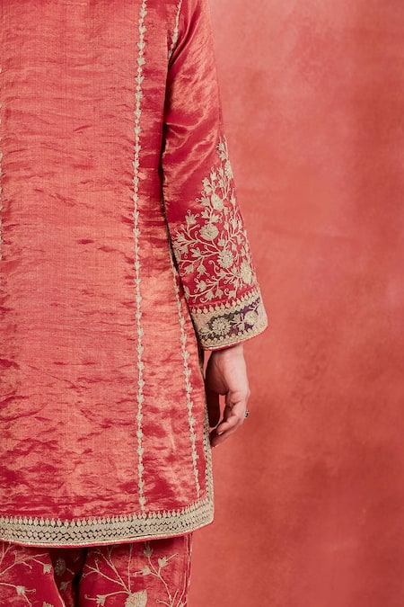 Buy Sue Mue Pink Silk Organza, Handloom Cotton Embroidery, Azra Dori Yoke Short Kurta Set Buy_Sue Mue_Pink Silk Organza, Handloom Cotton Embroidery, Azra Dori Yoke Short Kurta Set