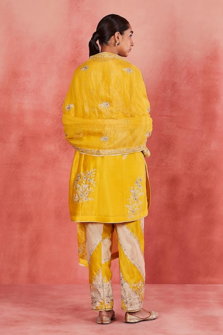 Shop Sue Mue Yellow Handloom Cotton Embroidery, Zari V-neck Aala Kurta Set at Aza Fashions Shop_Sue Mue_Yellow Handloom Cotton Embroidery, Zari V-neck Aala Kurta Set _at_Aza_Fashions