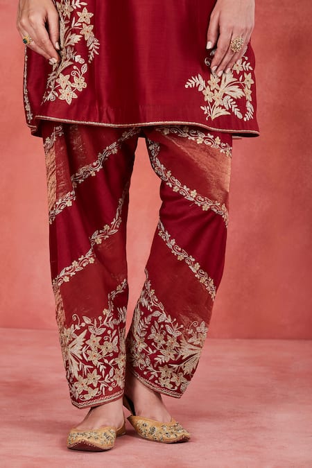 Buy Sue Mue Red Handloom Cotton, Cotton, Tissue Embroidery, Abda Floral Kurta Salwar Set Online at Aza Fashions Buy_Sue Mue_Red Handloom Cotton, Cotton, Tissue Embroidery, Abda Floral Kurta Salwar Set _Online_at_Aza_Fashions