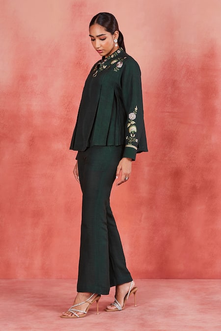Sue Mue_Green Linen Embroidery Mandarin Collar Bini Floral Yoke Top And Flared Pant Set _at_Aza_Fashions