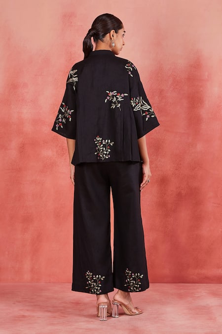 Sue Mue Eka Threadwork Embroidered Shirt & Pant Set 