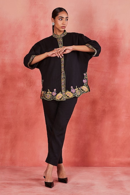 Sue Mue Kiya Resham Placement Embroidered Shirt & Pant Set 