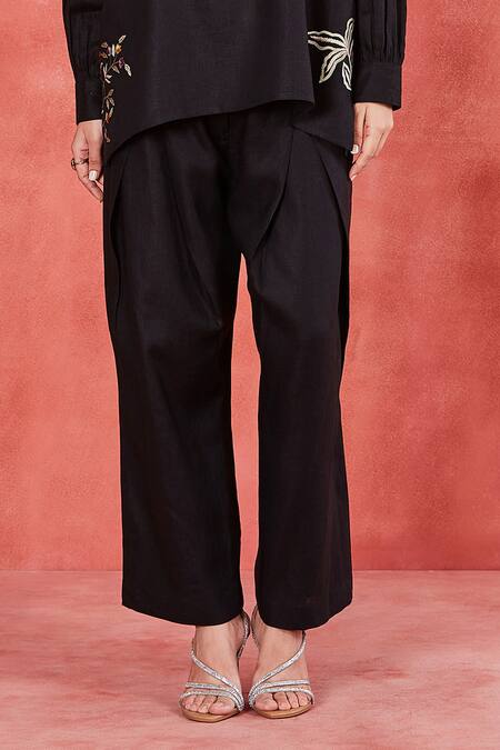 Sue Mue Black Linen Embroidery Round Neck Raha Floral Vine Shirt And Pant Set at Aza Fashions Sue Mue_Black Linen Embroidery Round Neck Raha Floral Vine Shirt And Pant Set _at_Aza_Fashions