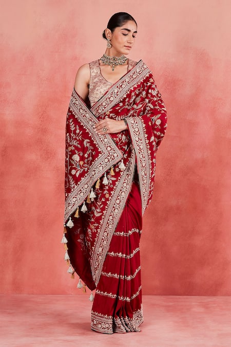 Sue Mue Masooma Floral Embroidered Saree With Blouse 