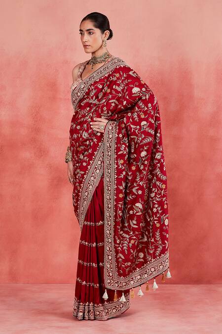 Buy Sue Mue Red Brocade, Silk Embroidery, Pearls, Sequins Masooma Floral Saree With Blouse Buy_Sue Mue_Red Brocade, Silk Embroidery, Pearls, Sequins Masooma Floral Saree With Blouse