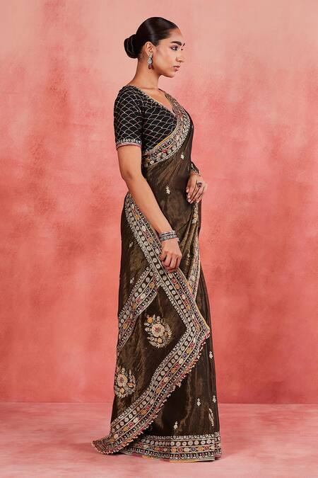 Buy Sue Mue Black Ramie, Silk Embroidery, Sequins, Pearls, Rizwana Floral Saree With Blouse Buy_Sue Mue_Black Ramie, Silk Embroidery, Sequins, Pearls, Rizwana Floral Saree With Blouse