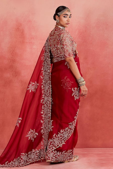 Sue Mue Hadiya Floral Jaal Embroidered Saree With Blouse 