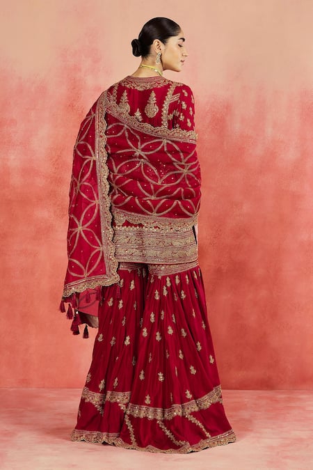 Sue Mue Maroon , Organza Sequins, Piping, Shahida Floral Kurta Gharara Set Online at Aza Fashions Sue Mue_Maroon , Organza Sequins, Piping, Shahida Floral Kurta Gharara Set _Online_at_Aza_Fashions