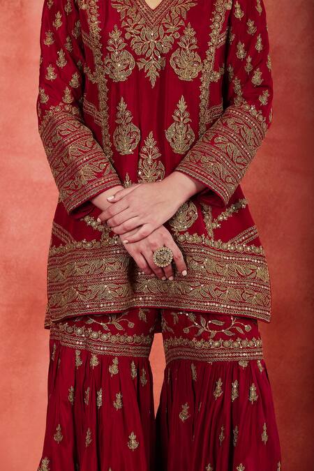 Buy Sue Mue Maroon , Organza Sequins, Piping, Shahida Floral Kurta Gharara Set Online at Aza Fashions Buy_Sue Mue_Maroon , Organza Sequins, Piping, Shahida Floral Kurta Gharara Set _Online_at_Aza_Fashions