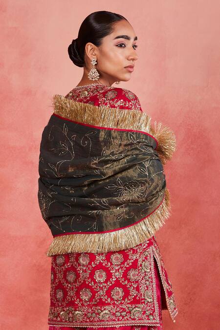 Sue Mue Pink Ramie, Silk, , Handloom Aneesa Floral Kurta Sharara Set at Aza Fashions Sue Mue_Pink Ramie, Silk, , Handloom Aneesa Floral Kurta Sharara Set _at_Aza_Fashions