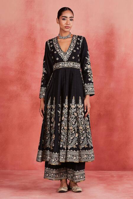 Sue Mue Black Silk Organza, Ramie Sequins, Beads, Baseema Floral Jaal Anarkali Set at Aza Fashions Sue Mue_Black Silk Organza, Ramie Sequins, Beads, Baseema Floral Jaal Anarkali Set _at_Aza_Fashions