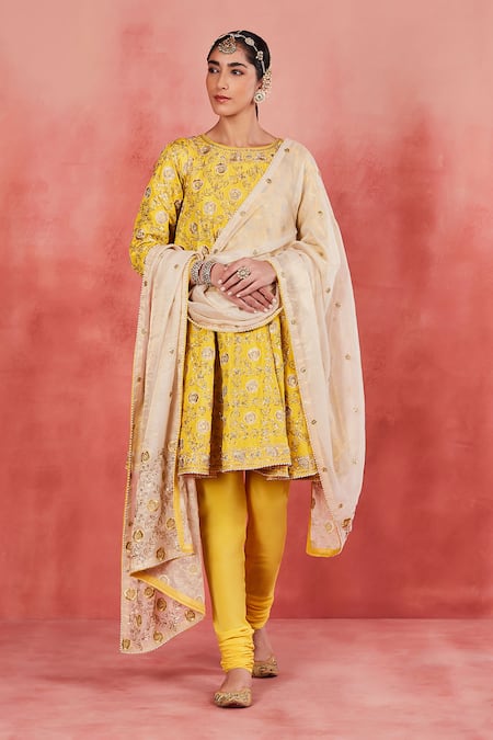 Sue Mue Yellow Pure Silk Embroidered Floral Jaal Boat Bushra Short Anarkali Set 