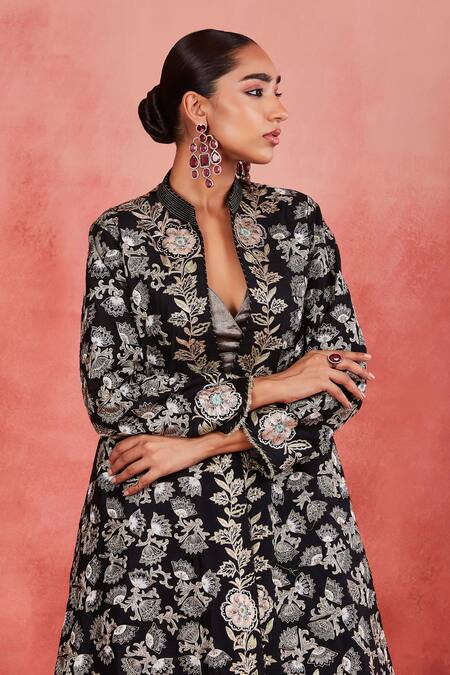 Sue Mue Black Silk, , Handloom Zari, Hanifa Floral Jacket And Palazzo Set Online at Aza Fashions Sue Mue_Black Silk, , Handloom Zari, Hanifa Floral Jacket And Palazzo Set _Online_at_Aza_Fashions