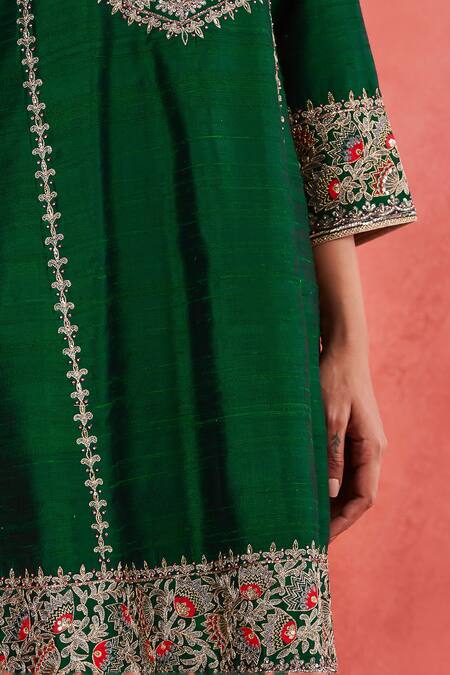 Buy_Sue Mue_Green Silk, Handloom Cotton Pearls, Nusrat Zari Short Panelled Kurta Set 