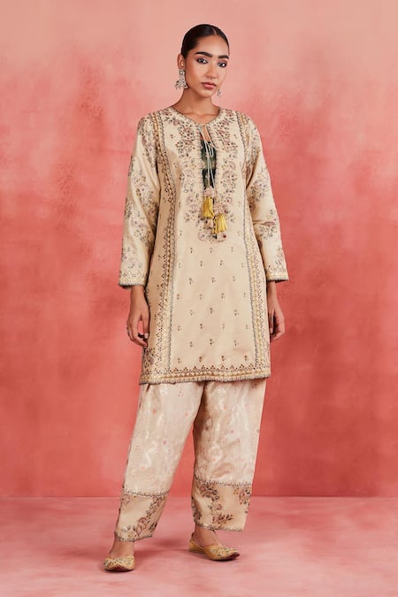 Sue Mue Beige Silk, Handloom Cotton, Brocade Noushin Zari Floral Kurta Salwar Set at Aza Fashions Sue Mue_Beige Silk, Handloom Cotton, Brocade Noushin Zari Floral Kurta Salwar Set _at_Aza_Fashions