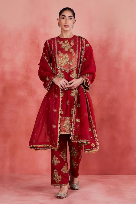 Sue Mue Najiya Floral Applique Embroidered Kurta Set 