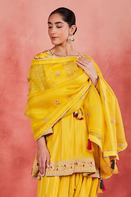 Shop_Sue Mue_Yellow , Organza Sequins, Pearls, Rashida Threadwork Kurta Set _Online_at_Aza_Fashions