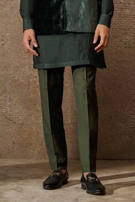 Tarun Tahiliani Green Silk Velvet Embroidered Thread Floral Waistcoat Set Online at Aza Fashions Tarun Tahiliani_Green Silk Velvet Embroidered Thread Floral Waistcoat Set _Online_at_Aza_Fashions