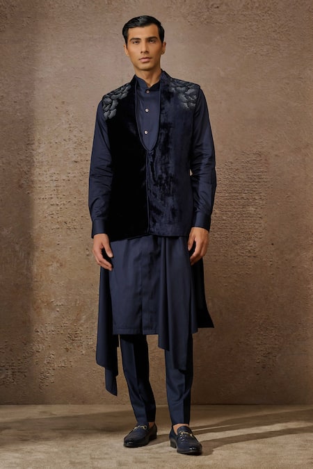 Tarun Tahiliani Blue Silk Velvet Embroidered Thread Floral Work Waistcoat Kurta Set 